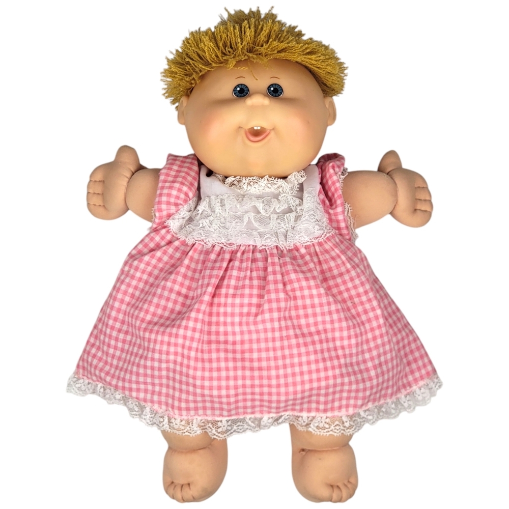 Cabbage Patch Doll Play Along Hong Kong 2004 15"